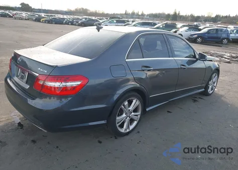 2013 Mercedes-Benz E 350 4Matic z USA, uszkodzony, nr VIN WDDHF8JB6DA730226